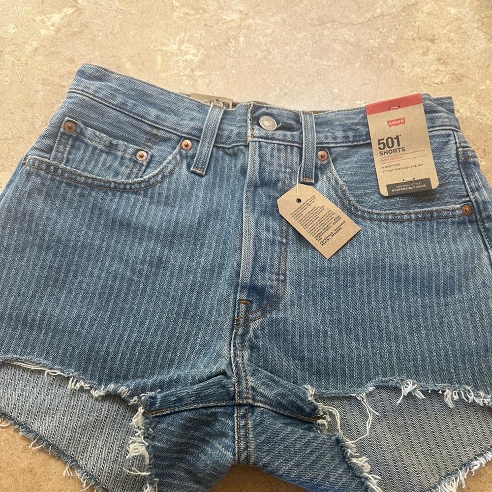 Levi’s 501 shorts